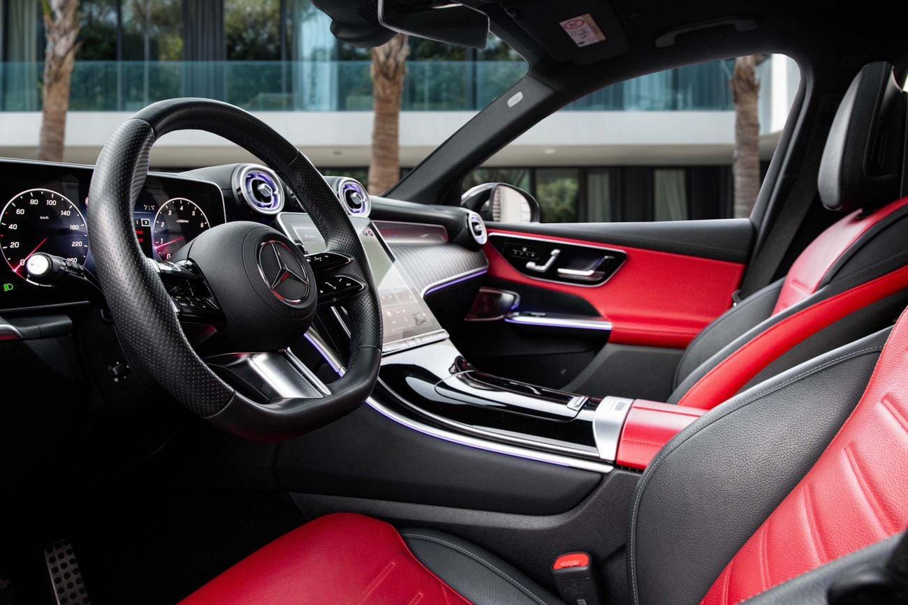 Mercedes-Benz GLC 300 2,938 P.M | 0% Downpayment | GLC 300 AMG | FULL SERVICE HISTORY!