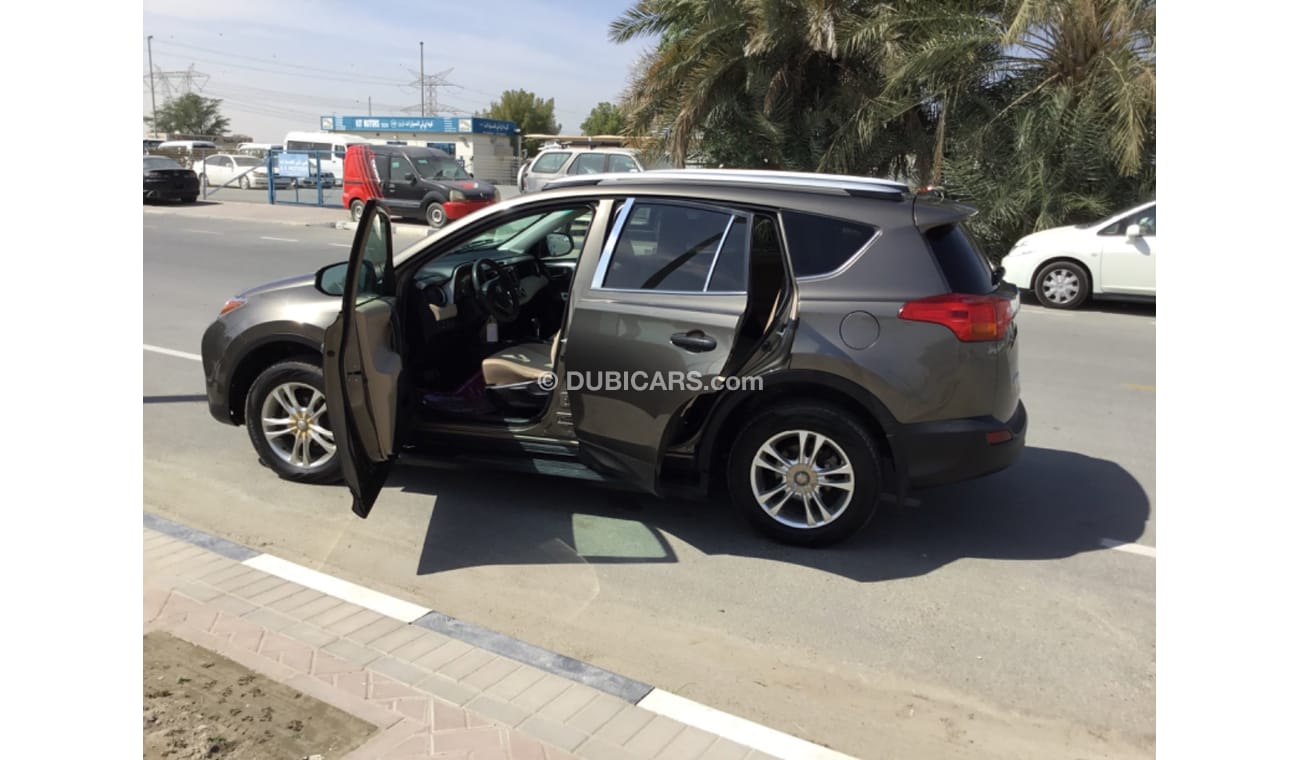 Toyota RAV4 TOYOTA RAV4 COLOUR BROWN 2013