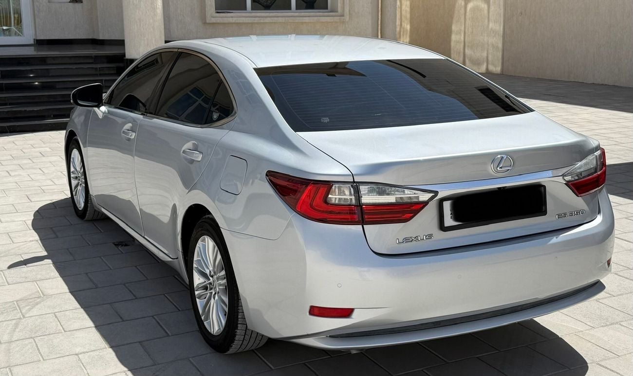 لكزس ES 350