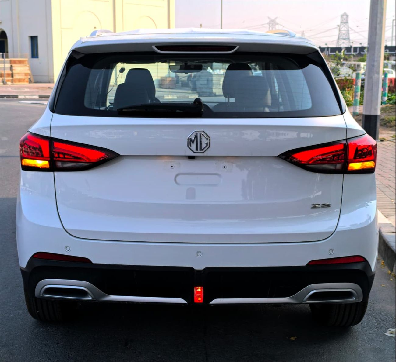 MG ZS 1.5L Mid Option GCC Specs 2025 Model Brand New