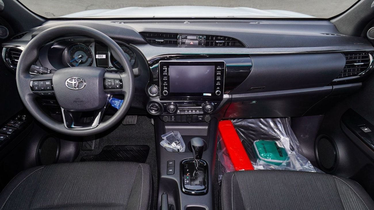 Toyota Hilux ECTAGR006 – 2025 Toyota Hilux Double Cab - Adventure – 4.0L Petrol Auto – Black