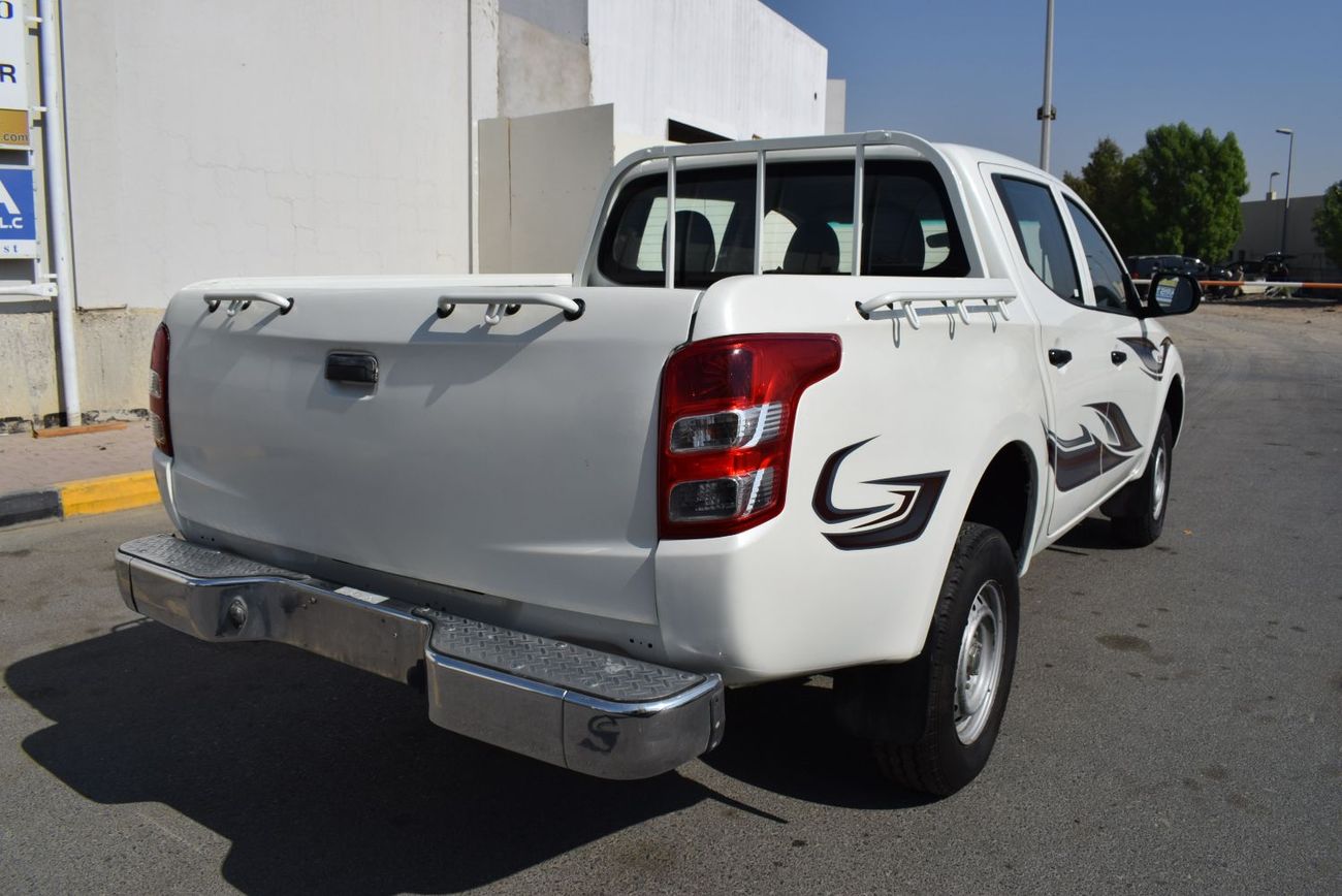 Mitsubishi L200 GLS 2.4L