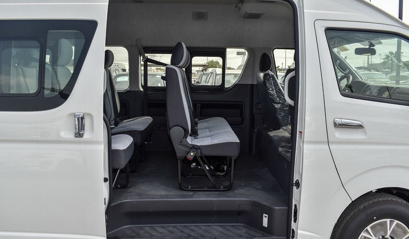 Toyota Hiace DLS -High Roof Commuter 2.8L M/T DLS -High Roof Commuter 2.5L M/T