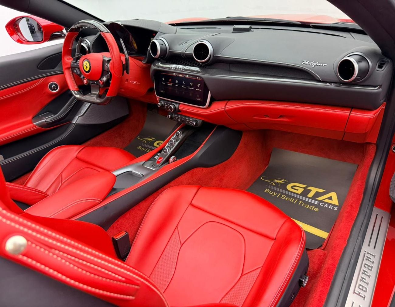 فيراري بورتوفينو 2019 Ferrari Portofino, Warranty, Service History, Carbon Fiber Interior, Fully Loaded, Jap