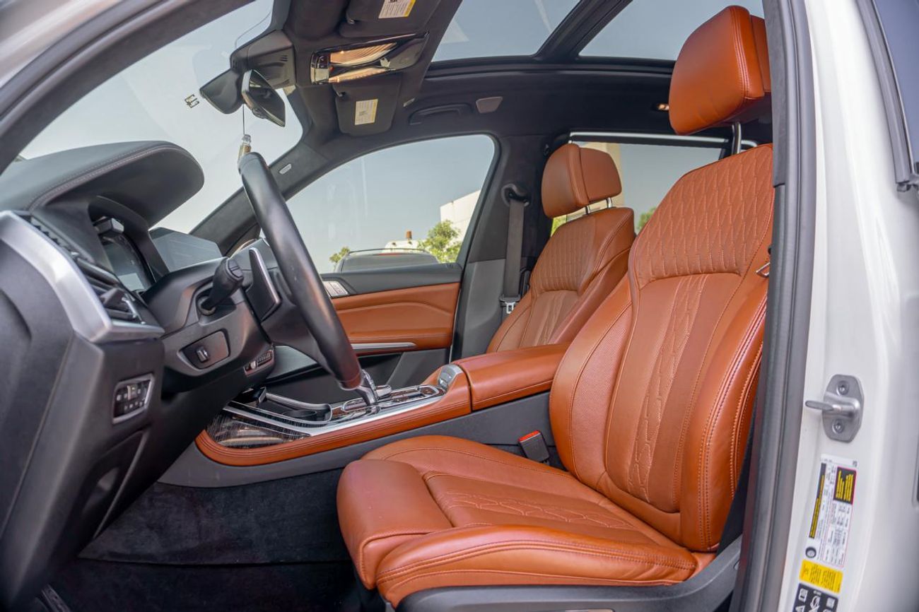 بي أم دبليو X7 M50i 4.4L (530 HP)