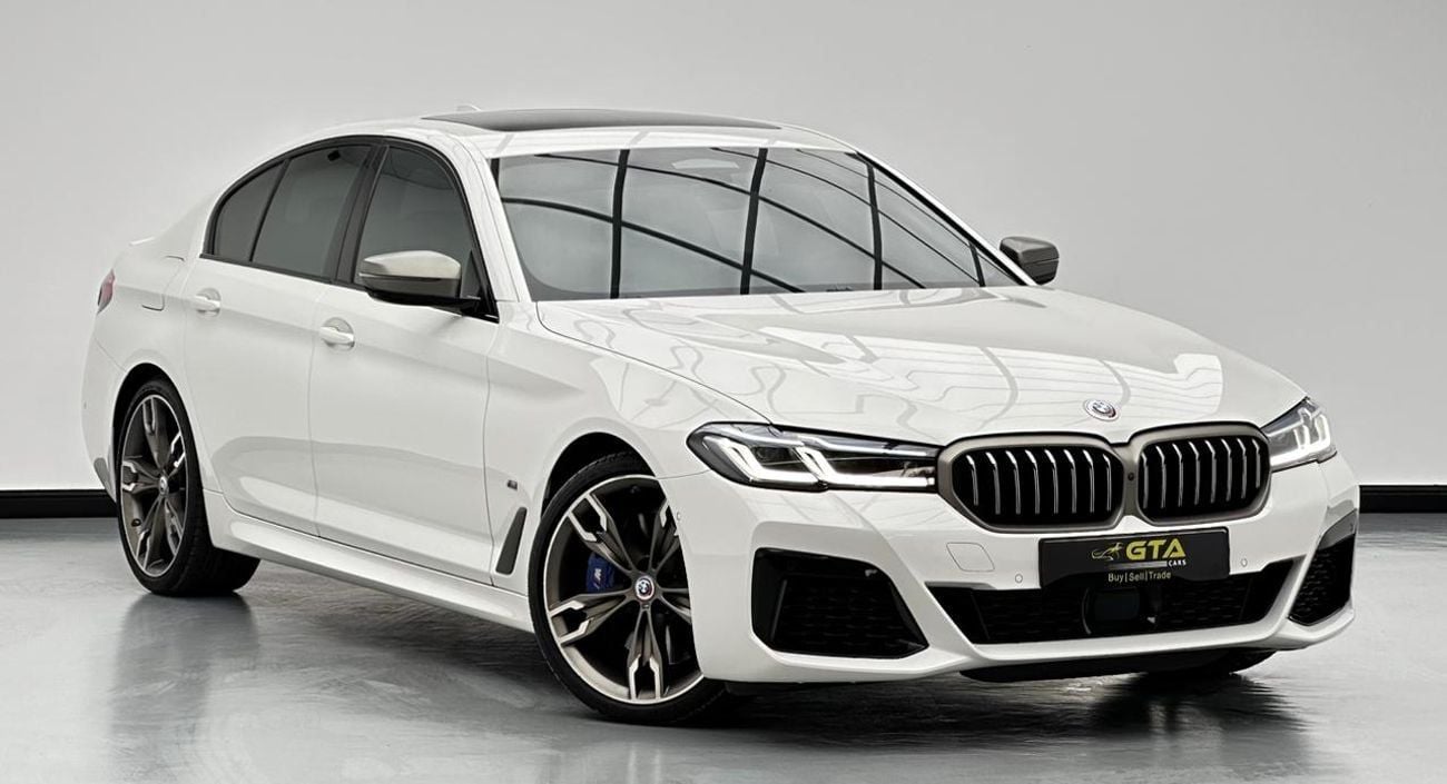بي أم دبليو M550i 2023 BMW 550i xDrive, 4.4L Bi-Turbo V8 AWD, 530bhp 750Nm Torque, 8-Speed Auto-Gearbox.