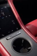 بورش تايكان Base