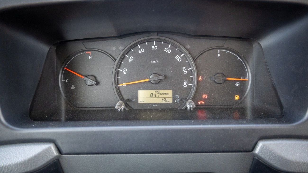 تويوتا كوستر 2.7L (23-Seater)