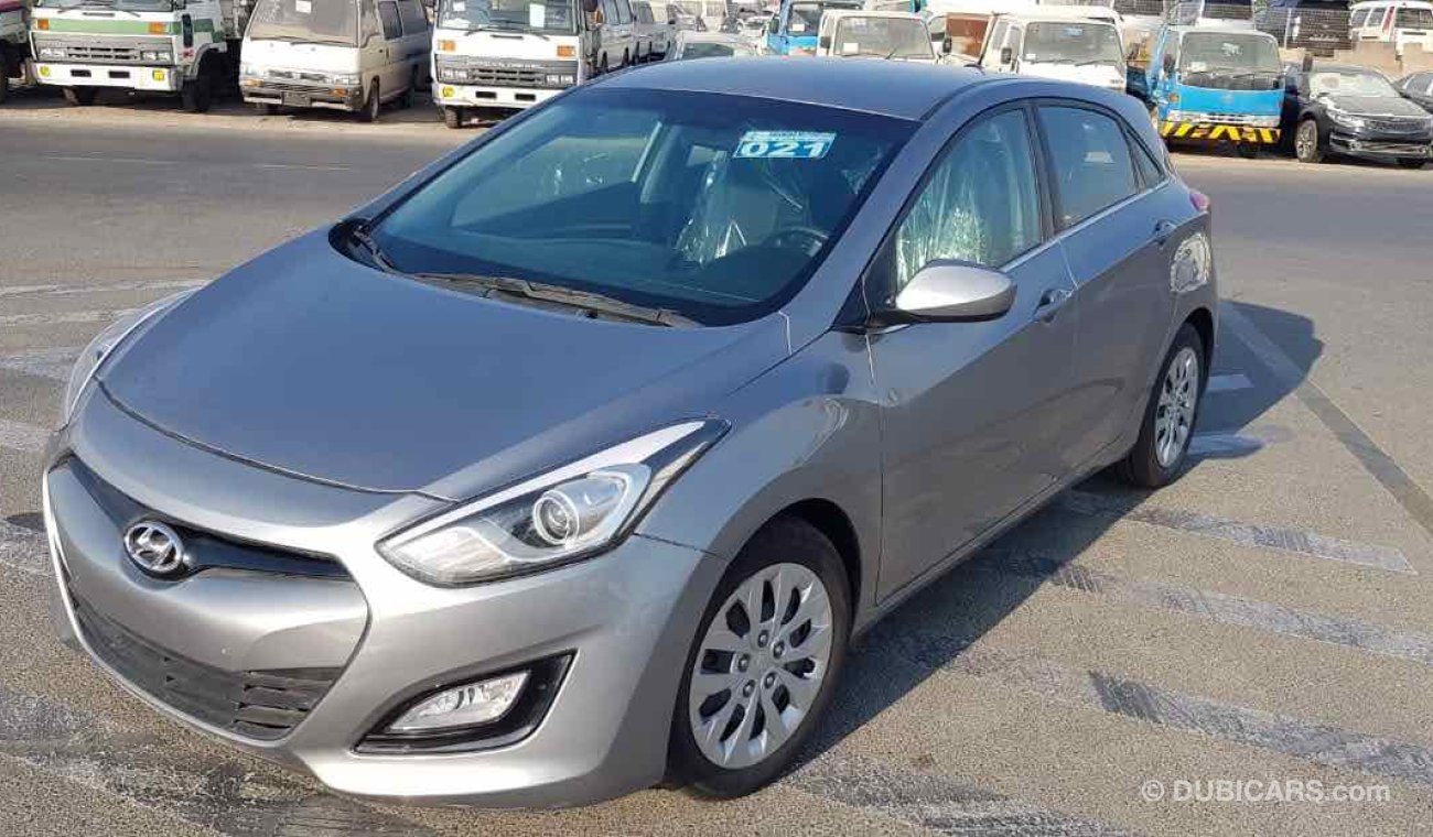 Hyundai Elantra fresh and imported and very clean inside and outside and totally ready to drive