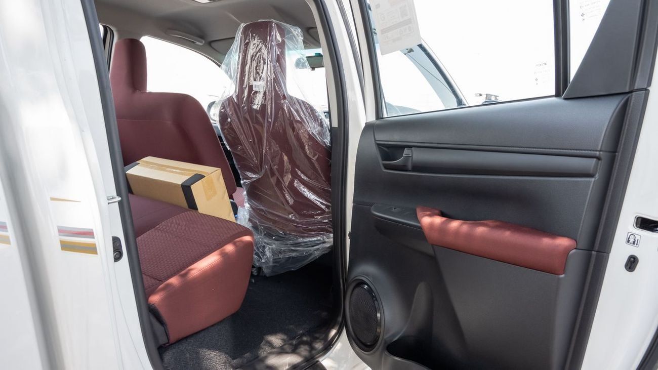 تويوتا هيلوكس TOYOTA HILUX 2.7L MT 4X2 -2025YM