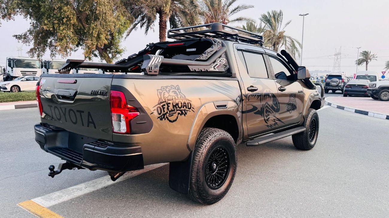 Toyota Hilux FULLY LOADED FOR OFF ROADING | MSA TOWING MIRROR | 2.8L DIESEL | MANUAL | ELECTRIC SEAT | RHD | 2021