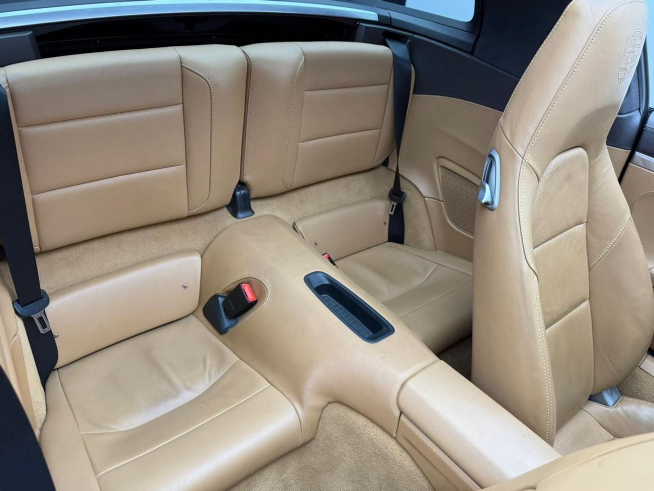 بورش 911 Targa 4S 3.8L 2015 Porsche 911 Targa 4S ,Porsche Service History ,Excellent Condition ,GCC