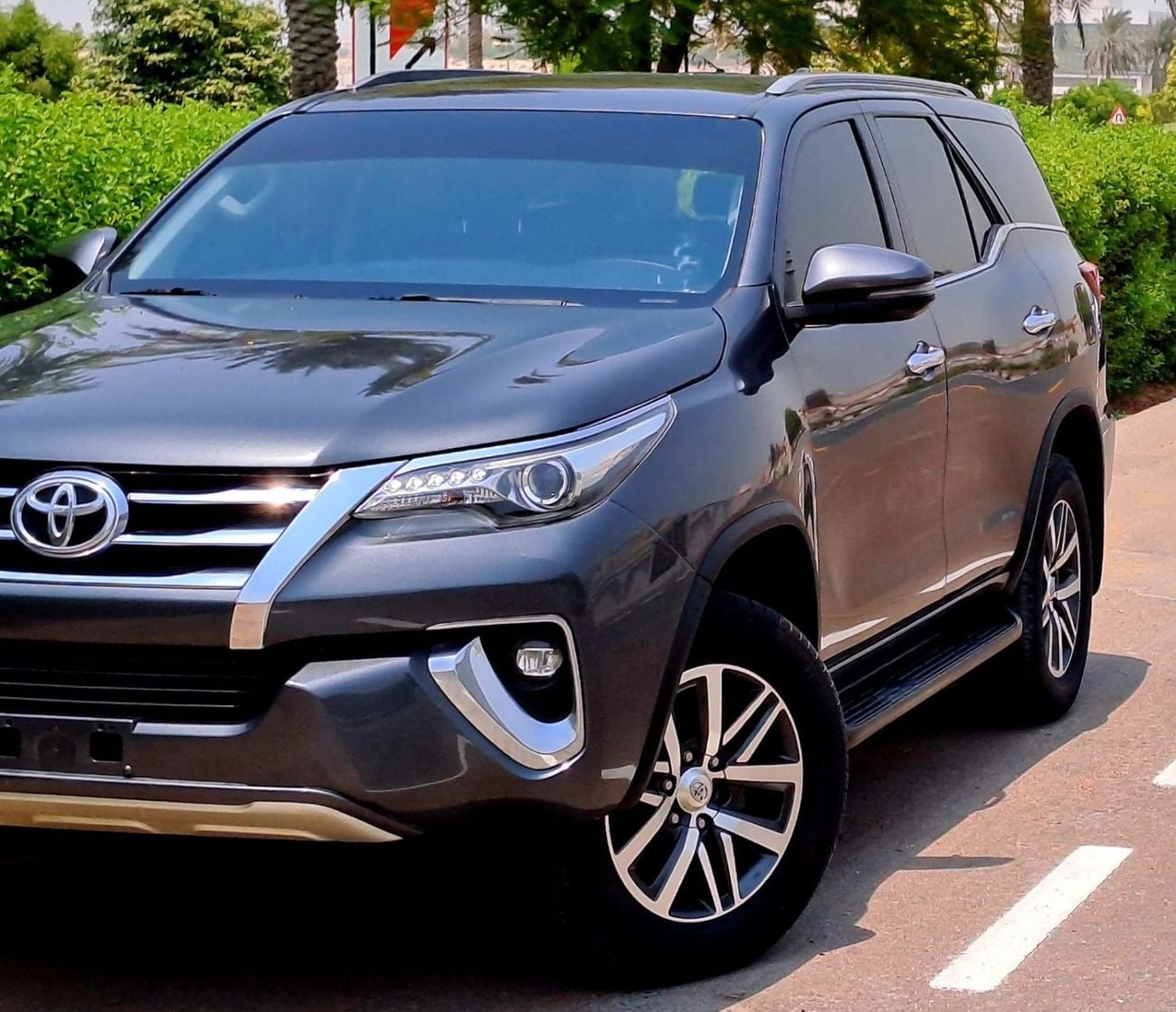 Toyota Fortuner VXR 1442-Monthly For 3 Years I GCC | V6 , Full Option