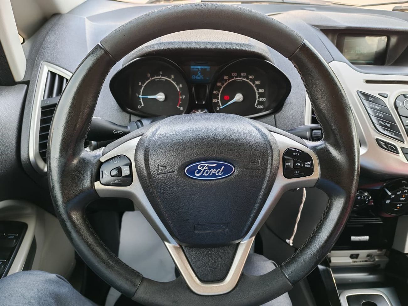 فورد ايكو سبورت TREND Ford Ecosport 2015 | GCC Specs | Well Maintained Compact SUV