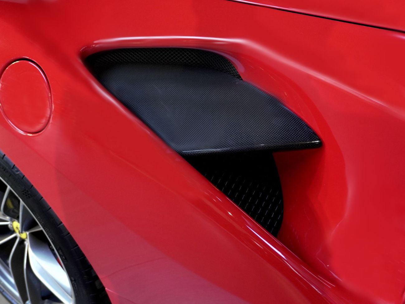 فيراري 488 سبايدر 