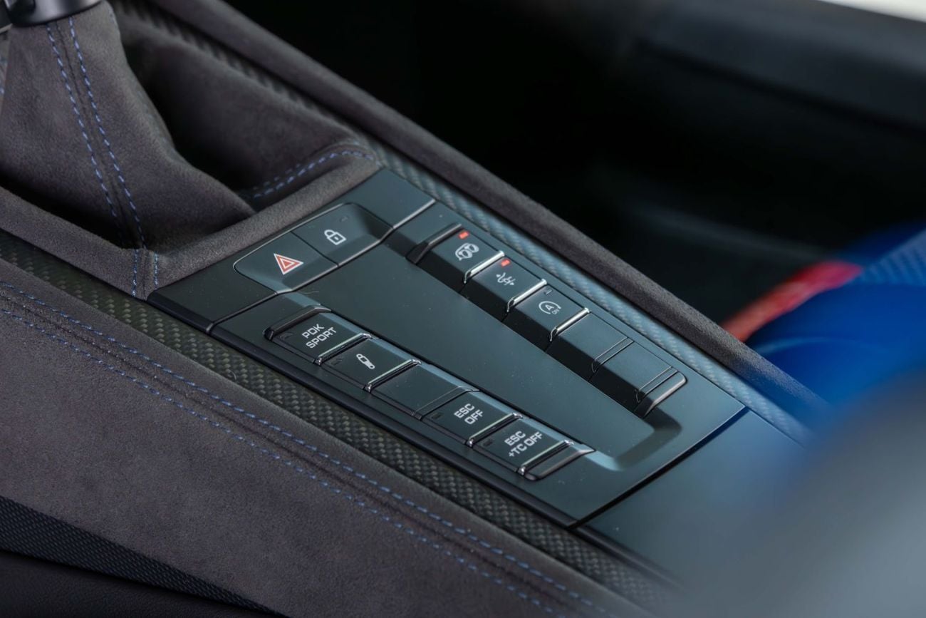 بورش كايمان 718 GT4 RS 4.0L (493 HP) A/T