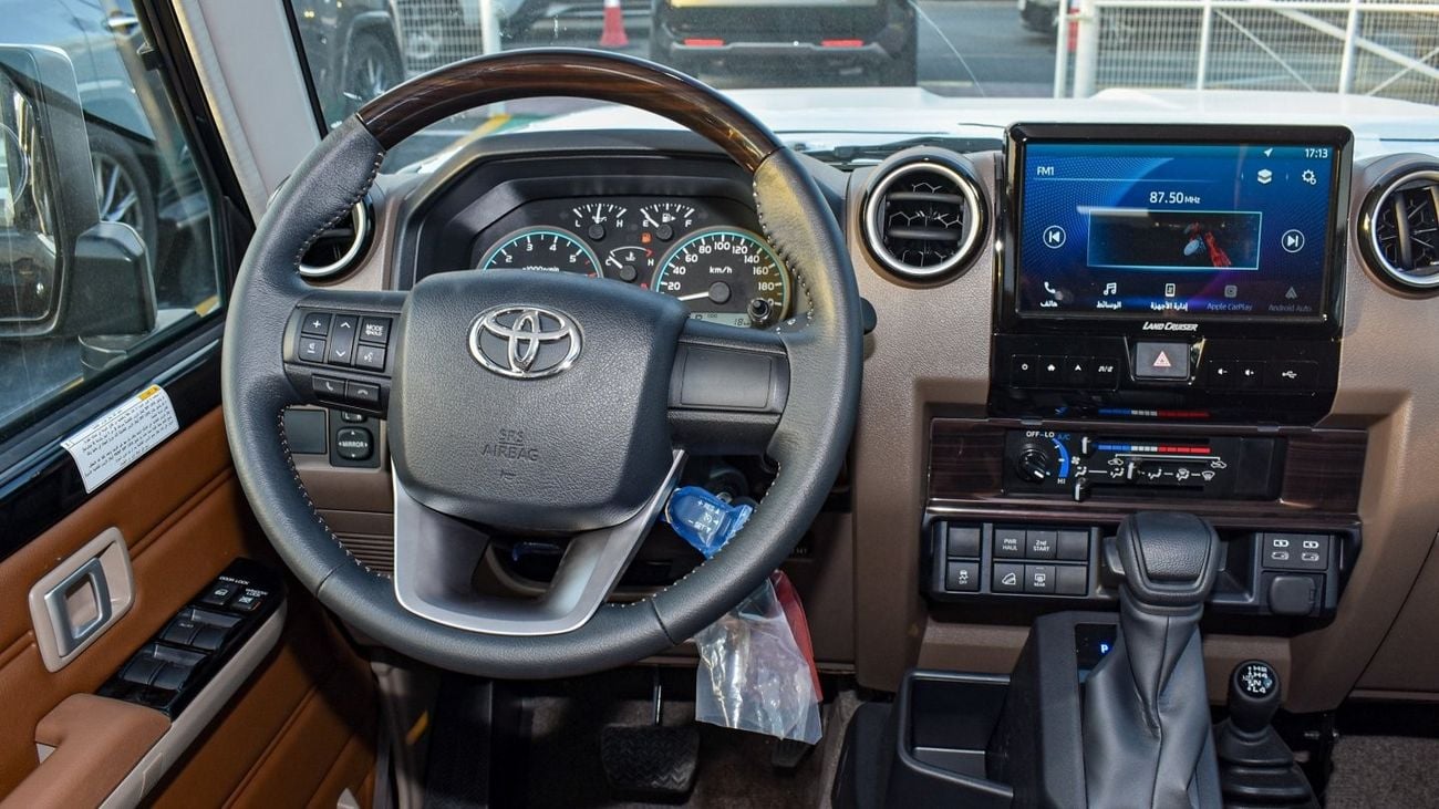 Toyota Land Cruiser 70 4.0L V6 A/T