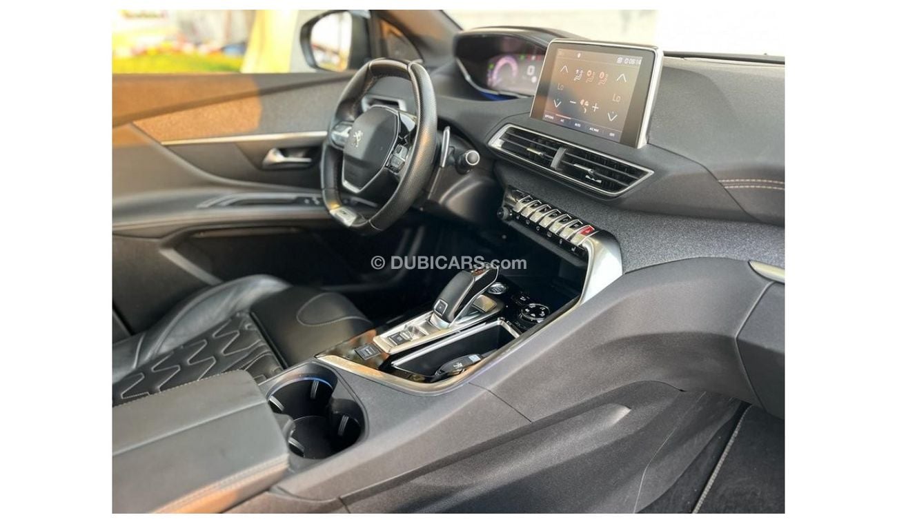 Peugeot 3008 PEUGEOT 3008 2019 GT LINE 1.6L GCC SERVICE HISTORY ORIGINAL PAINT UNDER WARRANTY