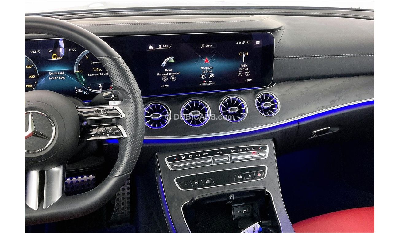 Mercedes-Benz E200 Premium