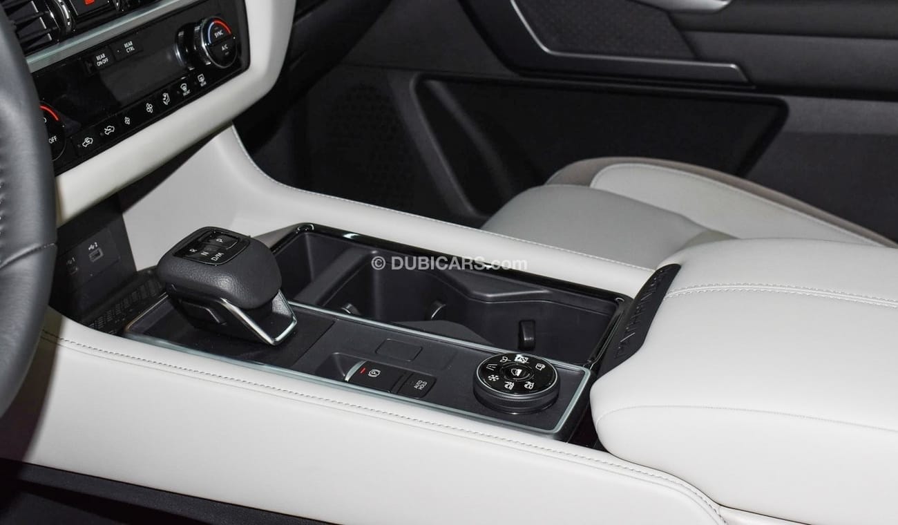 Nissan Pathfinder NISSAN PATHFINDER SV 3.5L V6 2022 (AL MASAOOD WARRANTY))