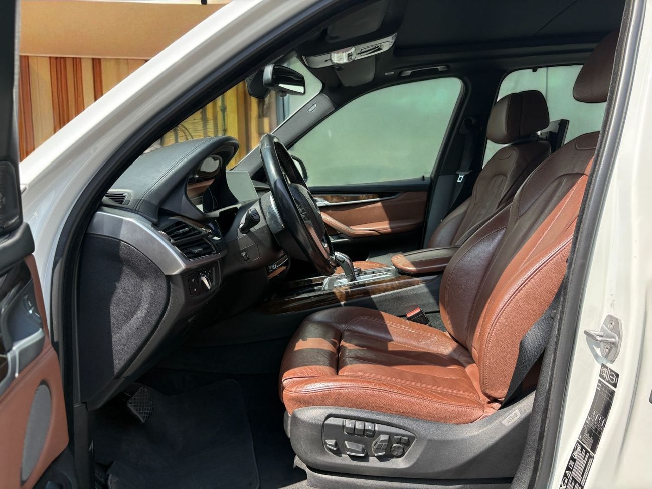 BMW X5 50i Exclusive 4.4L (5 Seater) | 2015 | GCC SPECS | Full Option