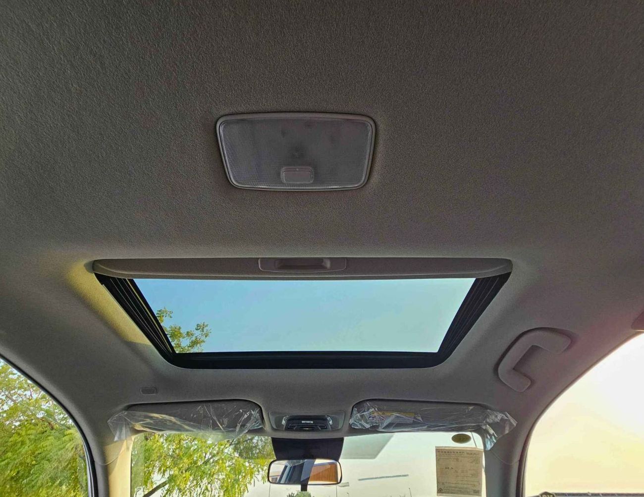 تويوتا كورولا كروس HYBRID ELITE HEV / 2.0L V4 / SUNROOF / (CODE # CRCHC)