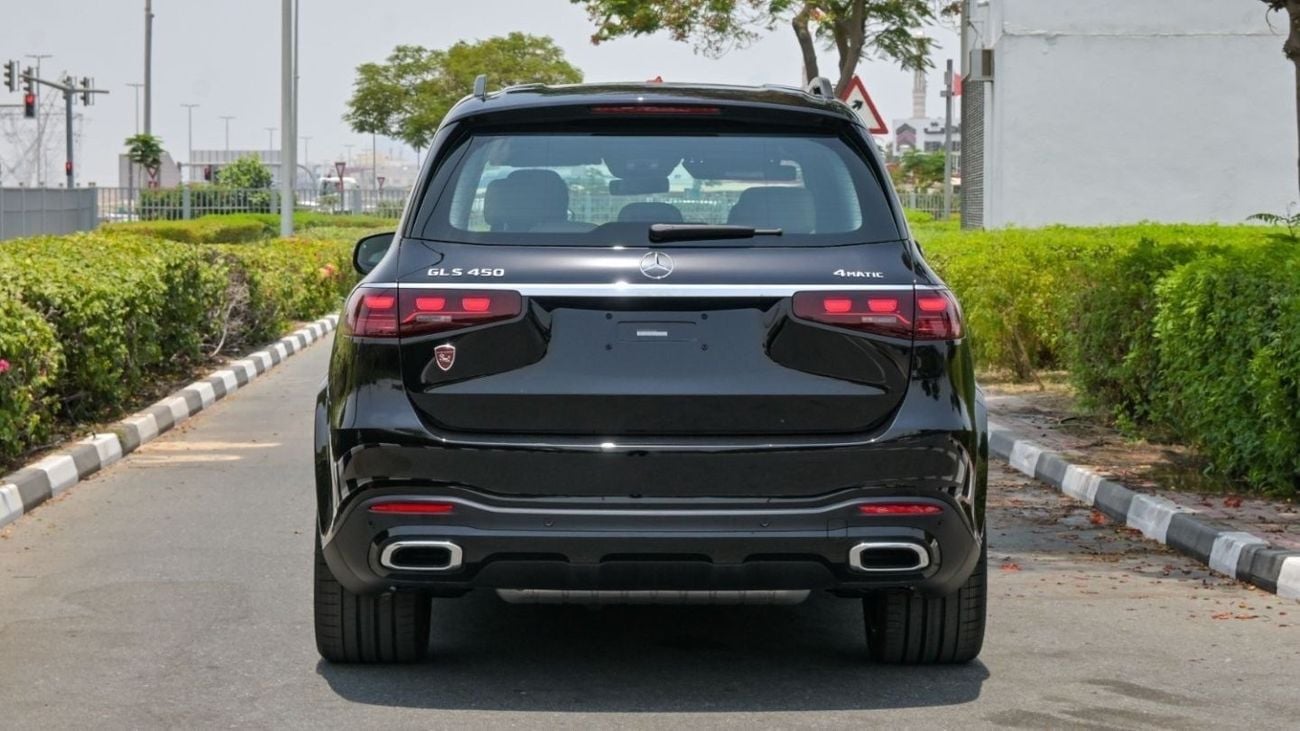 مرسيدس بنز GLS 450 Mercedes-Benz|GLS450 Night Package |New Facelift|GCC|2024|23 Alloy Wheels|Rear Screens Agency Warran