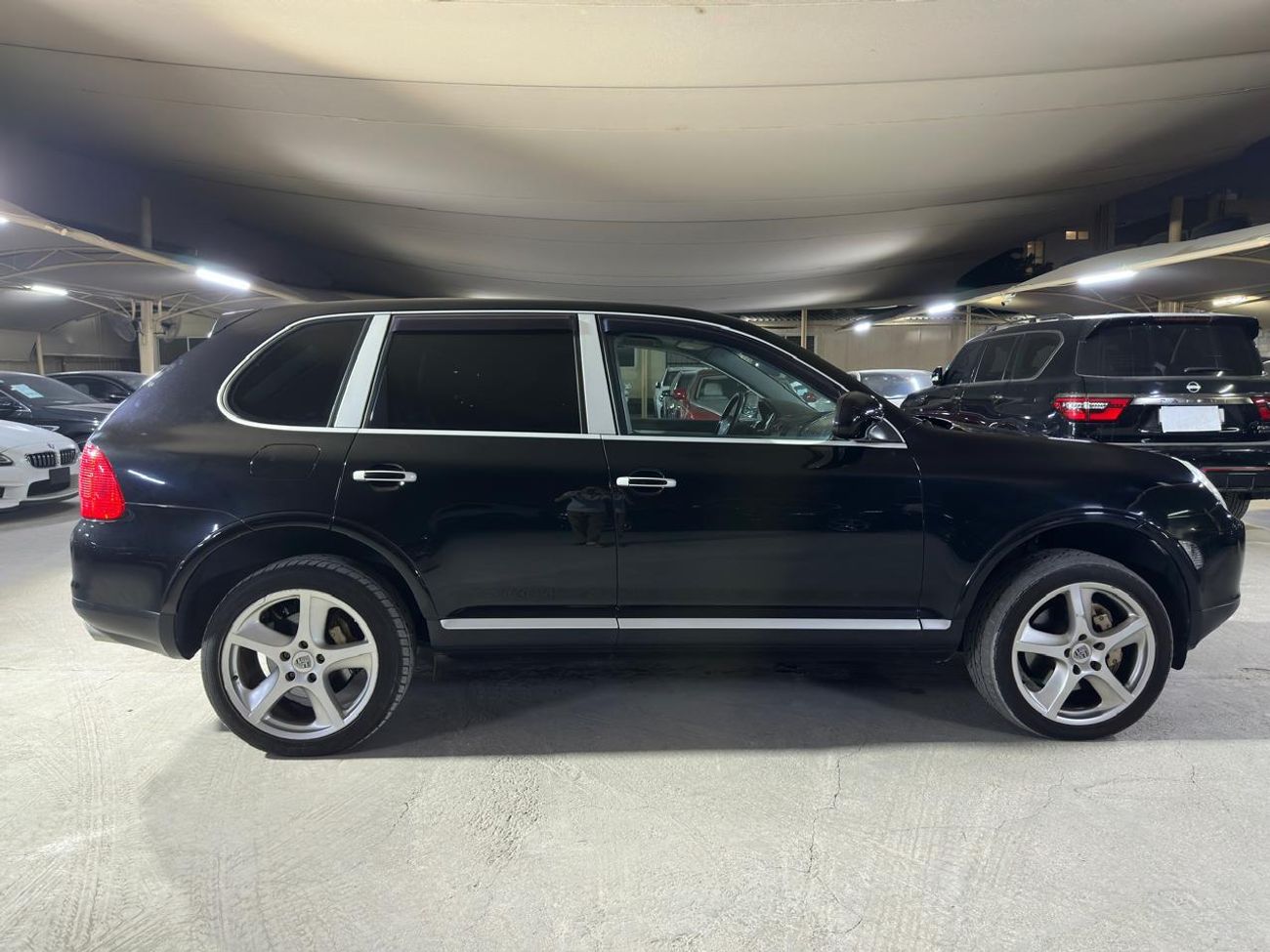 بورش كايان PORSCHE CAYENNE S 2006 | GREY LEATHER INTERIOR | JETT BLACK EXTERIOR | REAR CAMERA