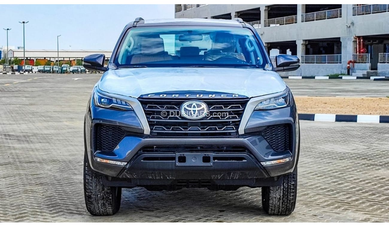 Toyota Fortuner GX1 Технические особенности Двигатель2,7 л Габаритные размеры мм: Д4795 x Ш1855 x В1835 Полная масса