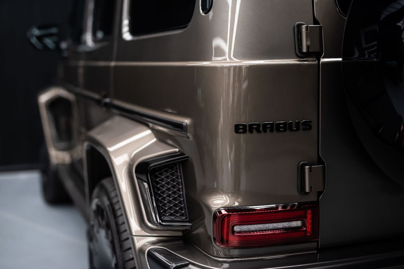 BRABUS 700 - Mercedes-AMG G 63 A22 / 2025 / Carbon trim / BRABUS Widestar Carbon Parts Package I and II