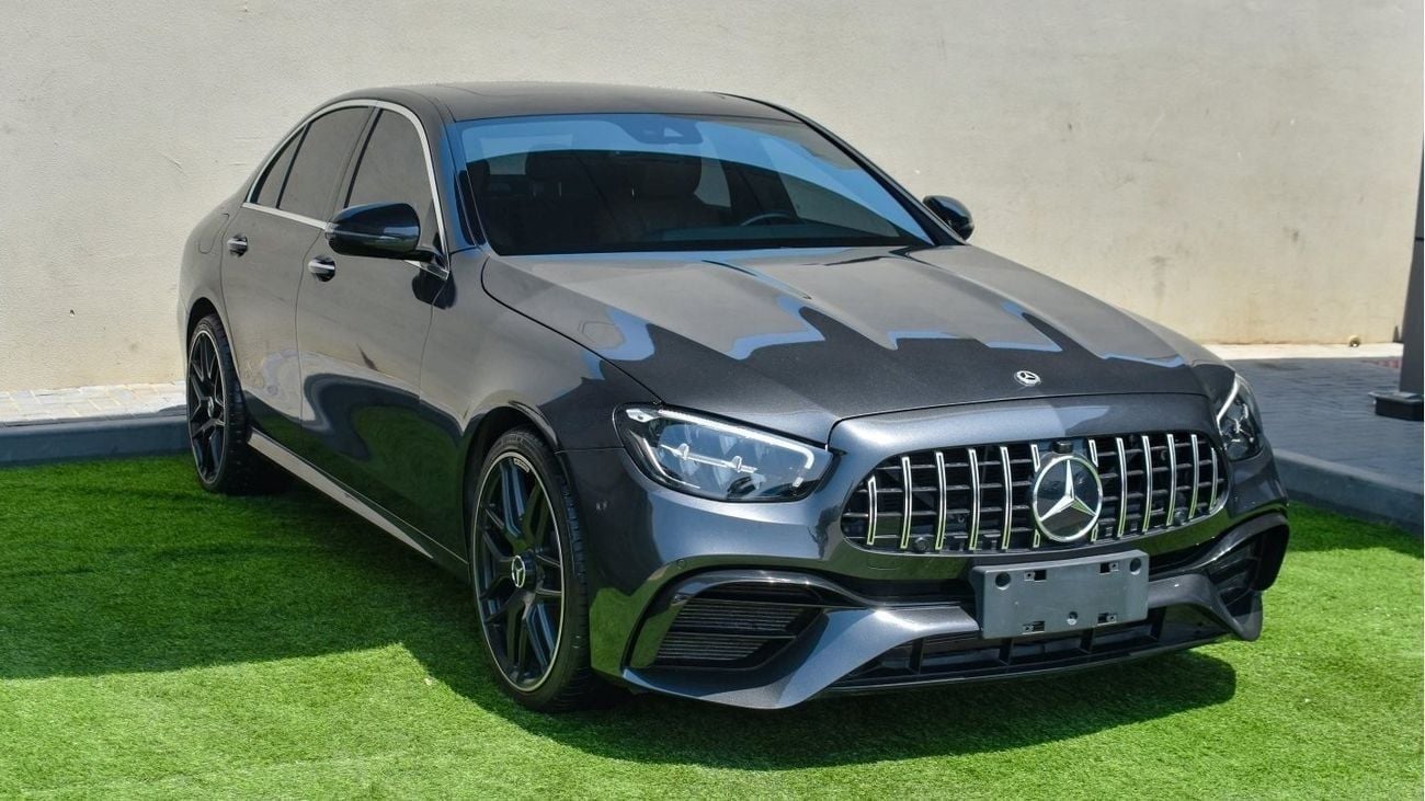 Mercedes-Benz E 350 2.0L  Rear-Wheel Drive