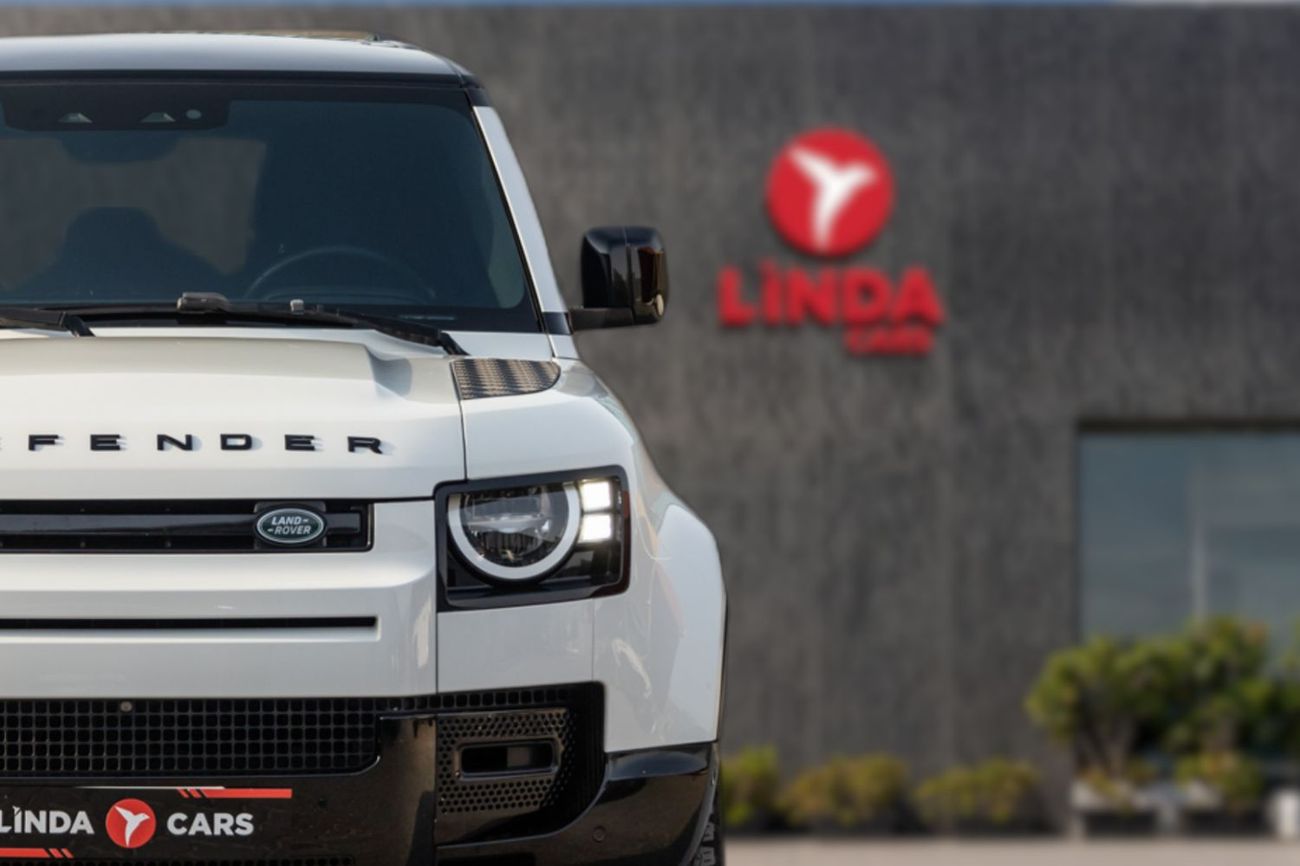 Land Rover Defender 110 S P400 Land Rover Defender 110 P400 S 2023 GCC | Agency Warranty