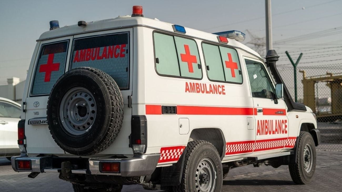 تويوتا لاند كروزر 70 78 (GRJ78) 4.0Ltr. M/T HardTop READY AMBULANCE 2023YM