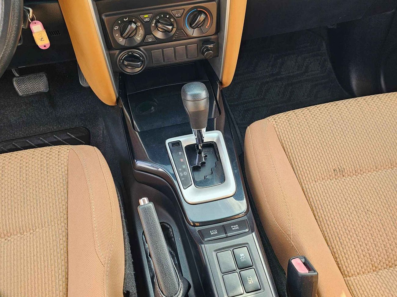 Toyota Fortuner // EXR // V4 // FULL OPTION // LOW MILEAGE (LOT # 90403)