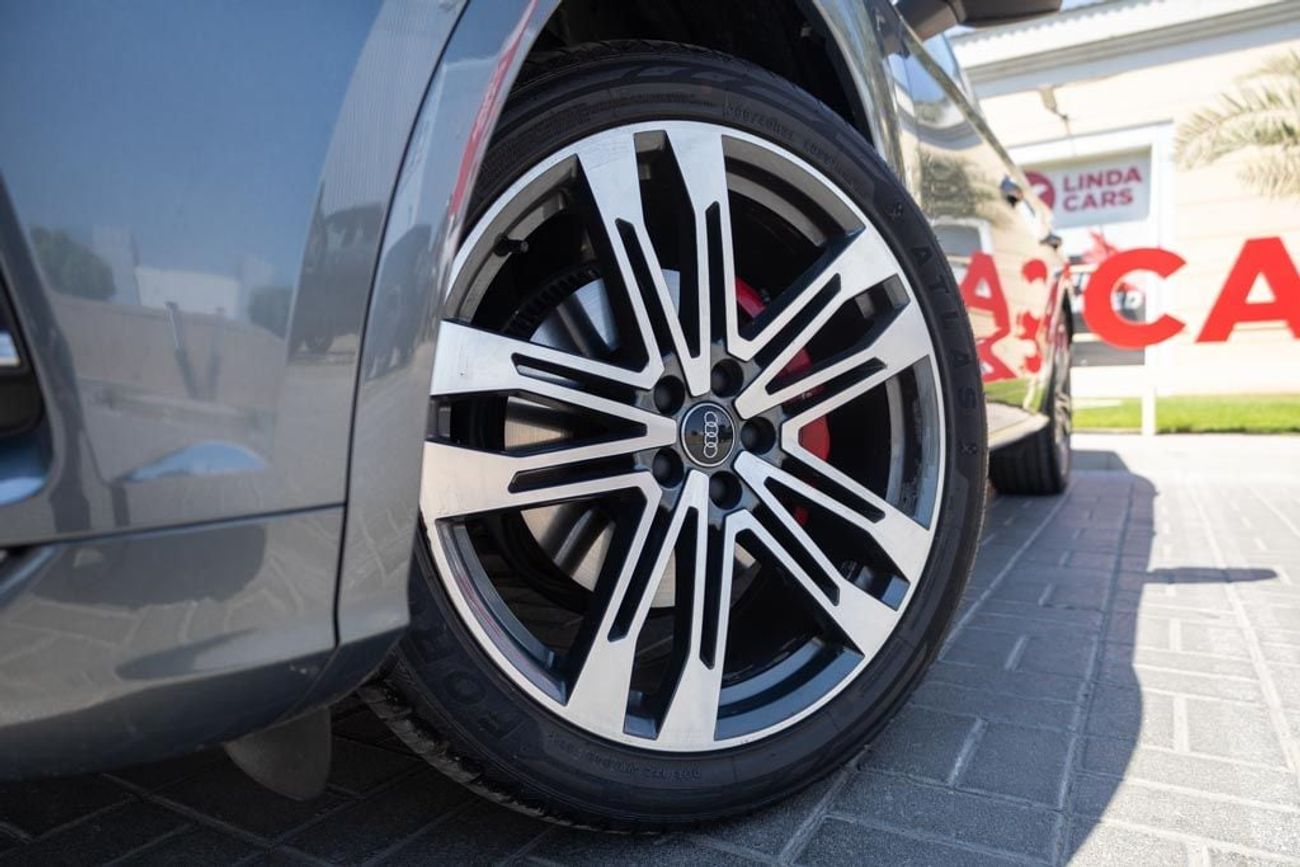 Audi SQ5 TFSI quattro 3.0L (349 HP)