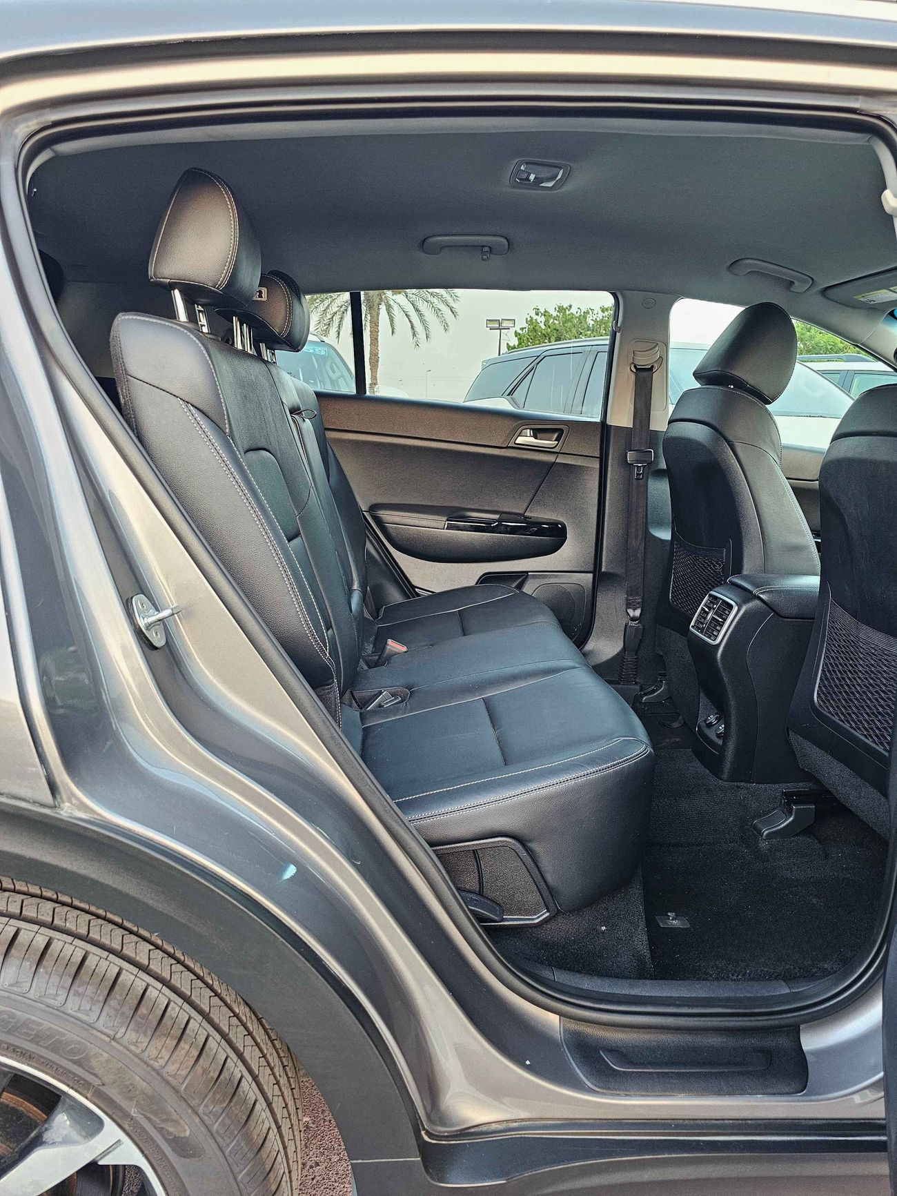 Kia Sportage EX/ BUTTON START/ ELECTRIC LEATHER SEATS/ DVD CAMERA/ ONLY FOR EXPORT/ LOT# 92674