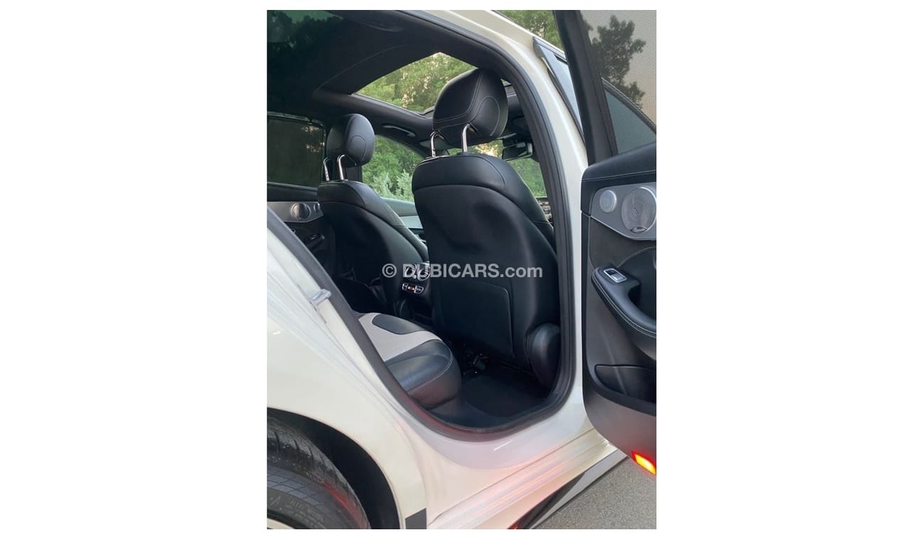 Mercedes-Benz C 63 AMG Std MERCEDES BENZ C63s AMG 2016