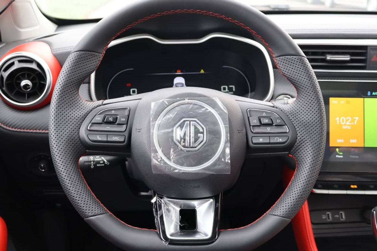 أم جي ZS 2025 MG ZS 1.5L AT Luxury Full option