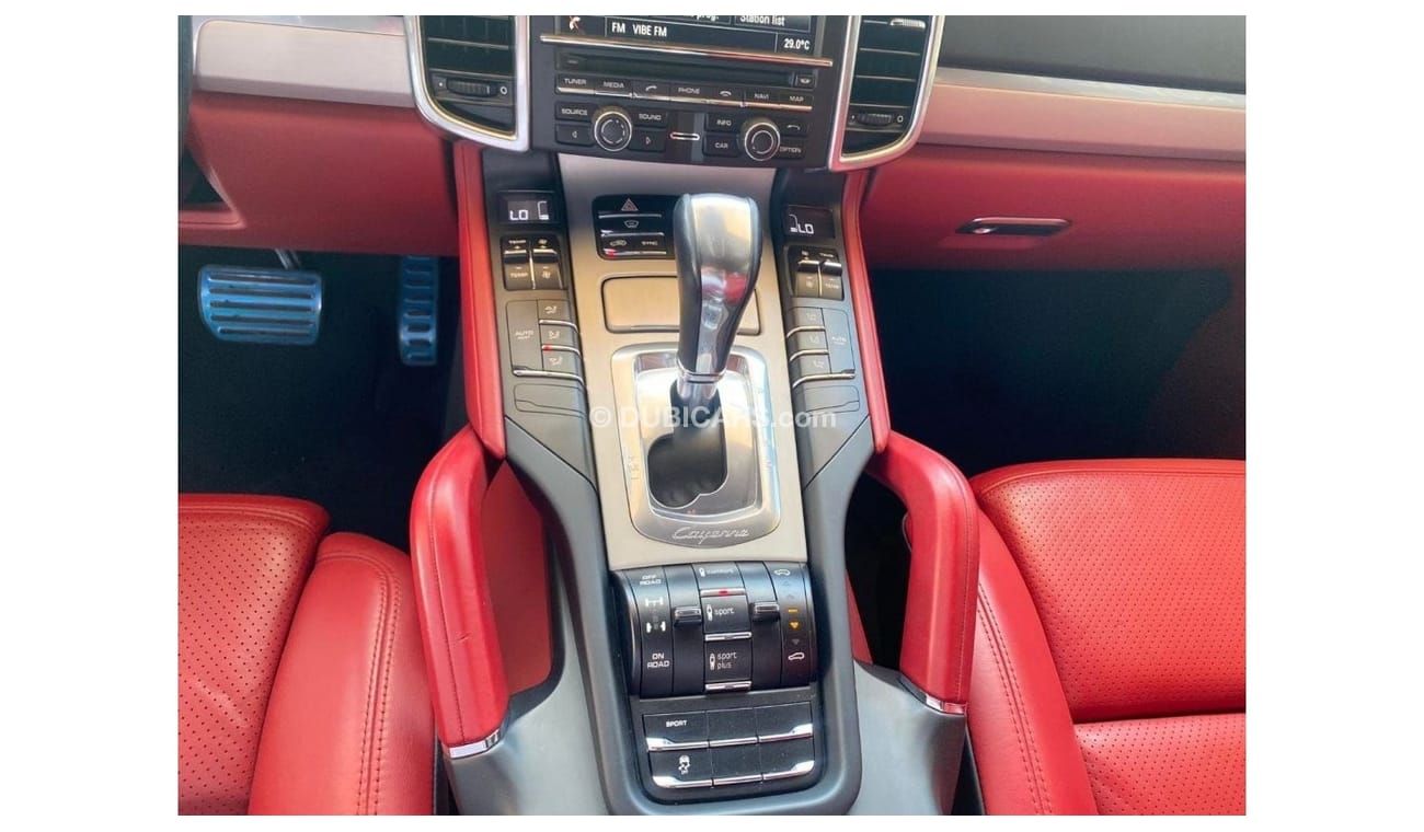 Porsche Cayenne GCC SPEC PORSCHE CAYENNE S