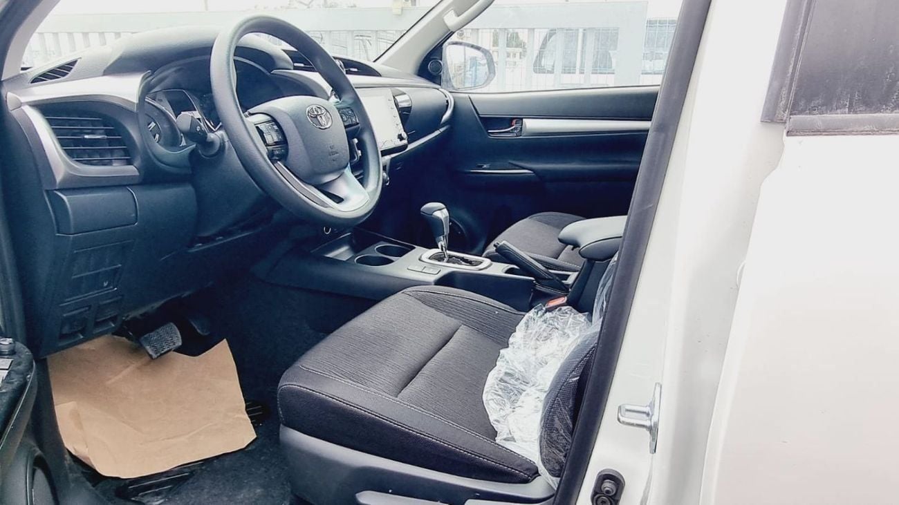 تويوتا هيلوكس GLX TOYOTA HILUX 2.4L DIESEL A/T MY 2026