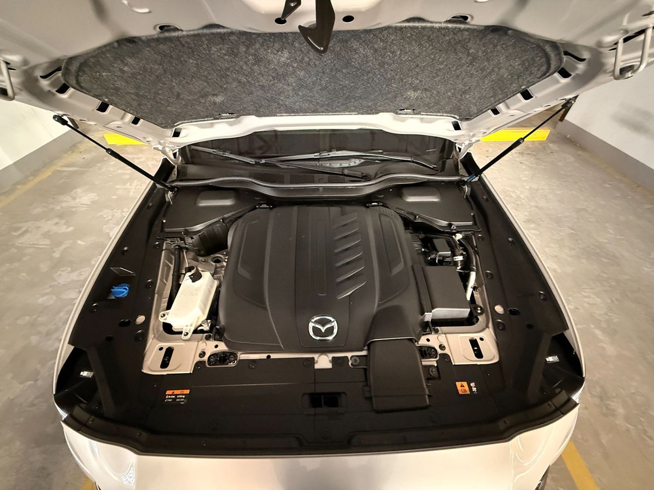 Mazda CX60 Mazda CX-60 AZAMI V6 3.3L