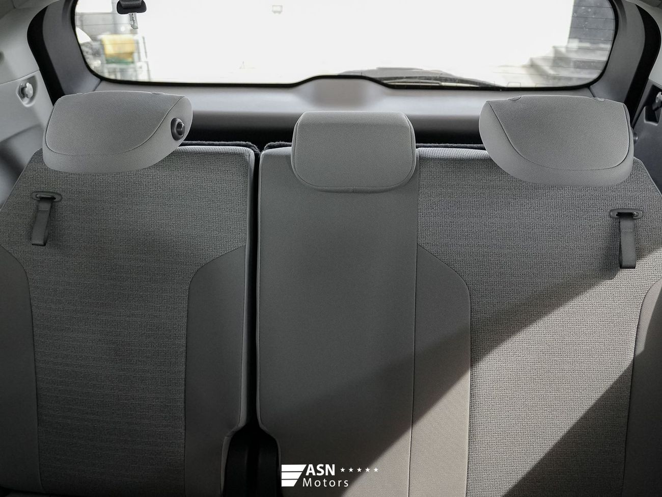 Toyota Sienna 2.5L Dual-Engine 2WD Comfort Edition 2025 (Export Price)