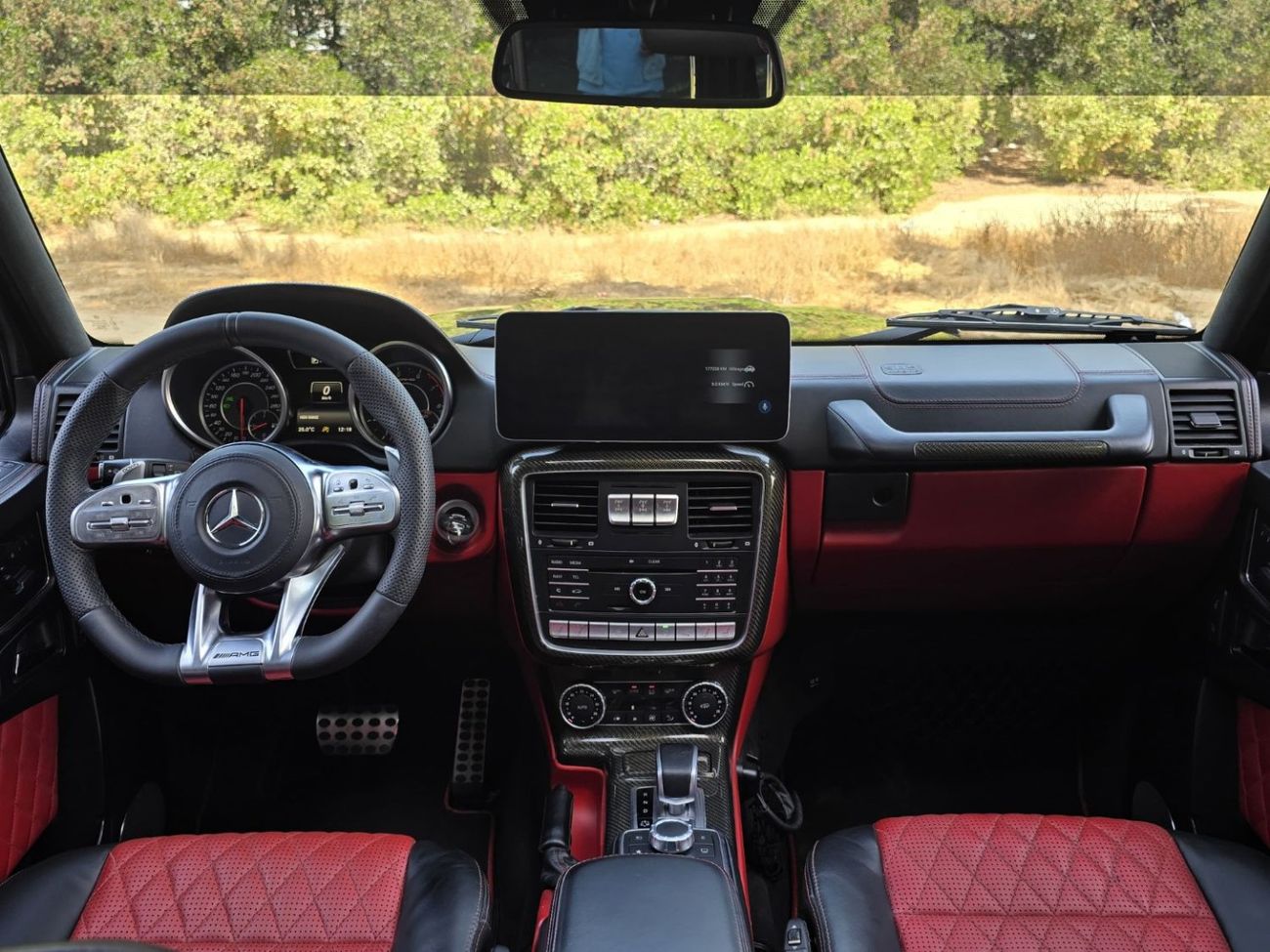 مرسيدس بنز G 63 AMG G-63 AMG 2017 GCC ORGINAL PAINT // ACCIDENT FREE // FSH // PERFECT CONDITION