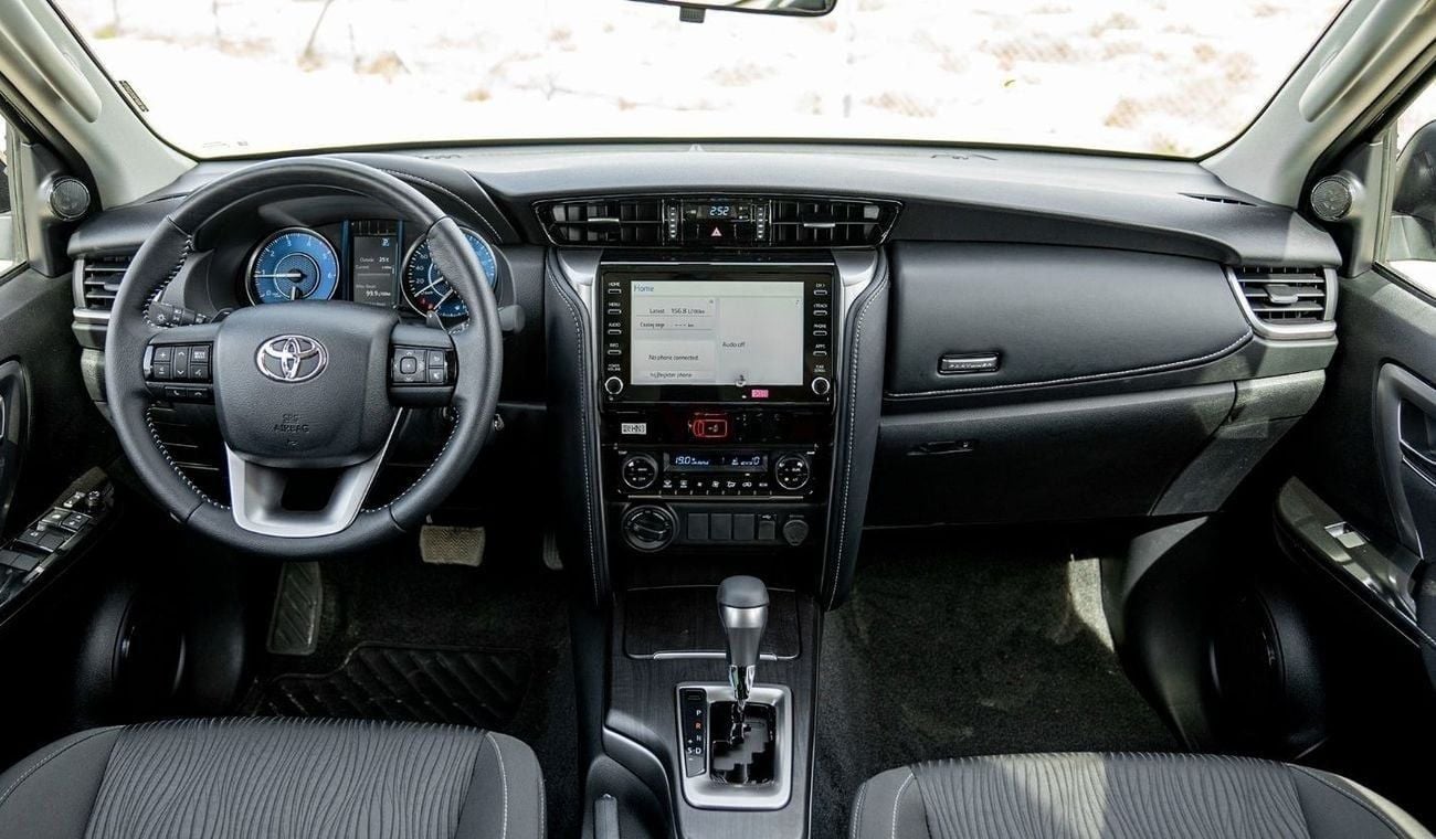 تويوتا فورتونر Toyota Fortuner 2.4L Diesel AT MY2024