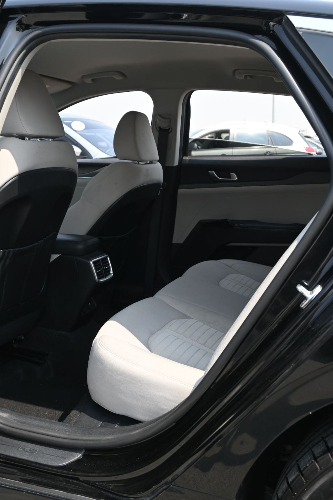 Kia K5 LX