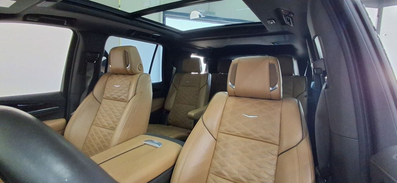 Cadillac Escalade Sport Platinum 6.2L 4WD