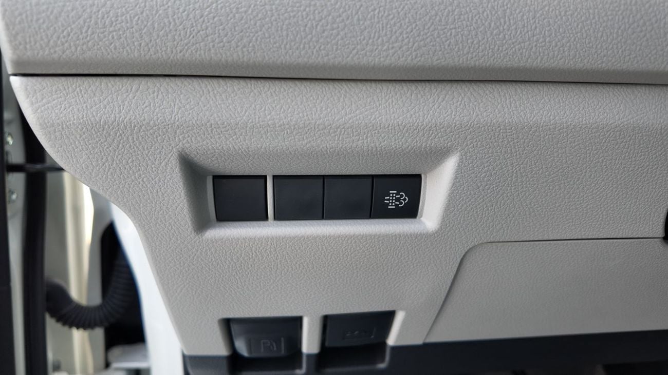 تويوتا هاياس TOYOTA HIACE HIGH ROOF 2.8L DIESEL M/T WHITE 2026