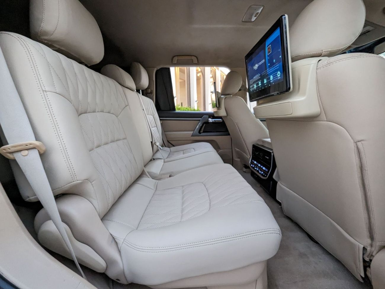 Toyota Land Cruiser Toyota Landcruiser 2014 LHD facelifted 2025 black colour exterior and interior colour beige 8 seater