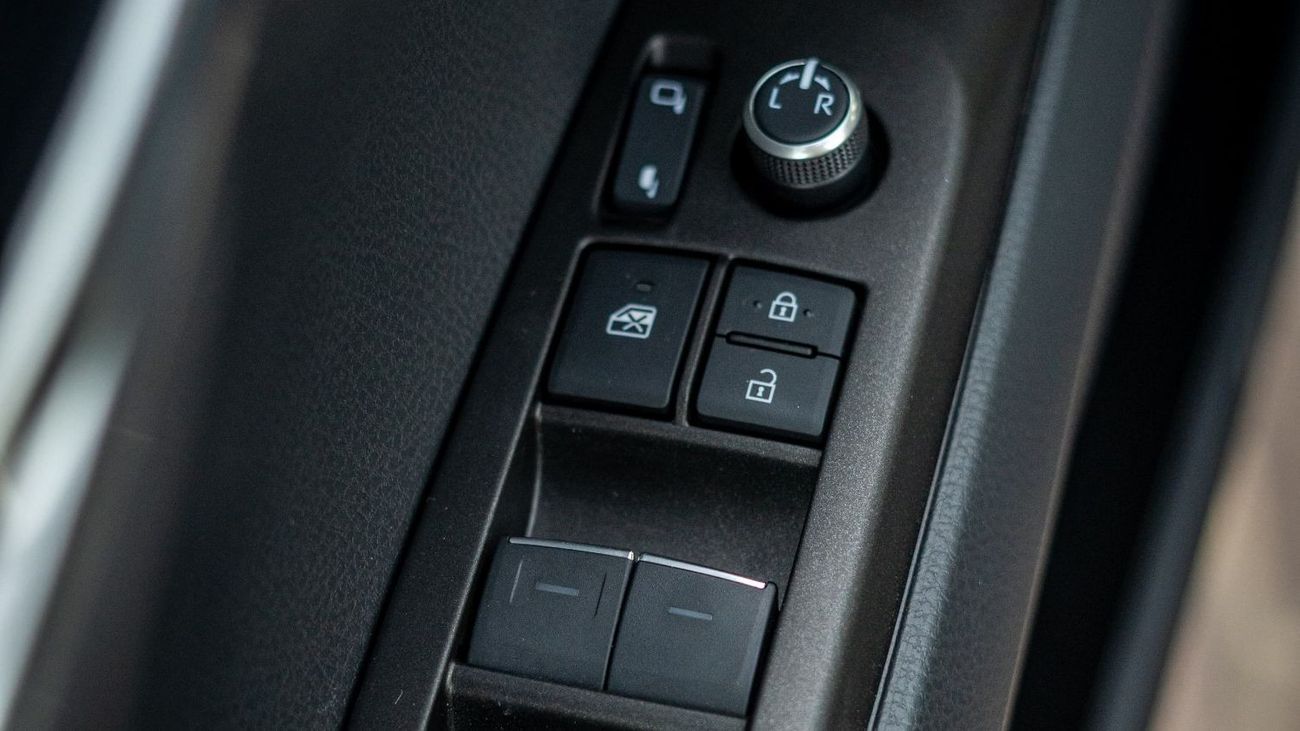 Toyota Camry XLE 2.5L XLE Executive 2.5L Petrol [FOR EXPORT TO AFRICA ONLY]