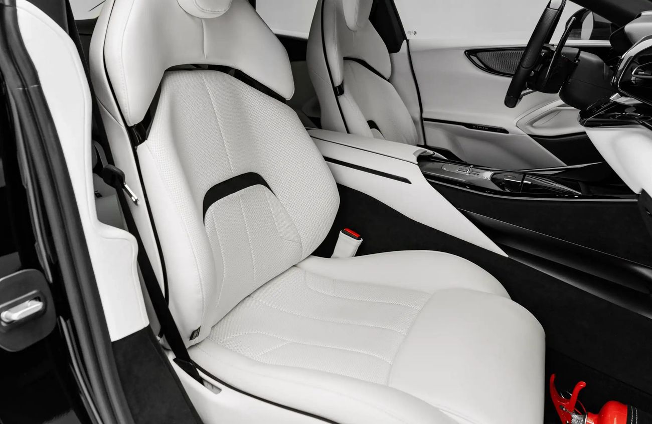 فيراري بوروسانجوي 6.5L V-12 Naturally Aspirated Engine | Warranty